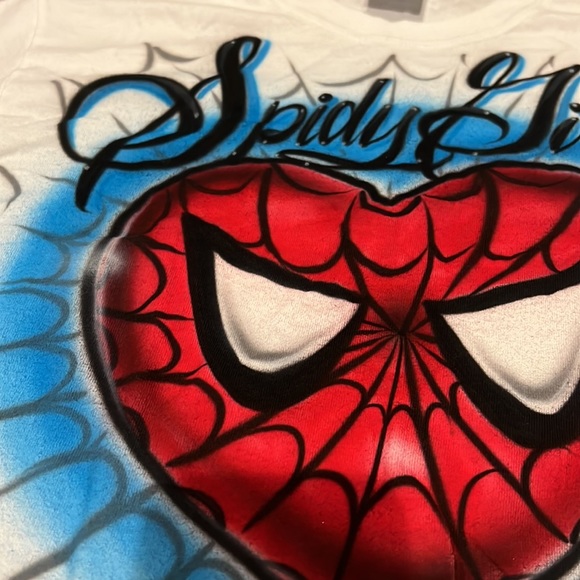 Spiderman T-Shirt - Picture 2 of 4